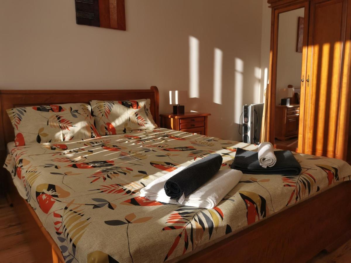 Sunny Home By The Lift In Bansko Esterno foto