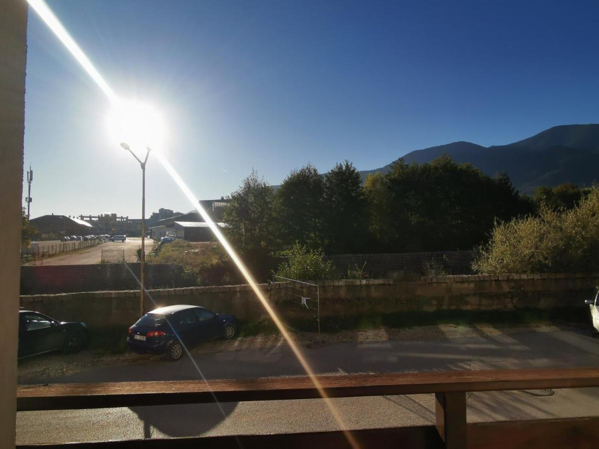Sunny Home By The Lift In Bansko Esterno foto